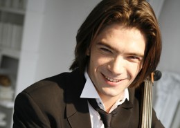 Gautier-Capuçon-(credit-Michael-Tammaro