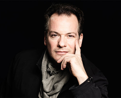 Emmanuel-Pahud-by-Denis-Felix-licensed-to-Warner-Classics
